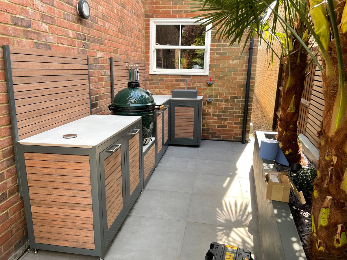 Compact Outdoor Kitchen Range